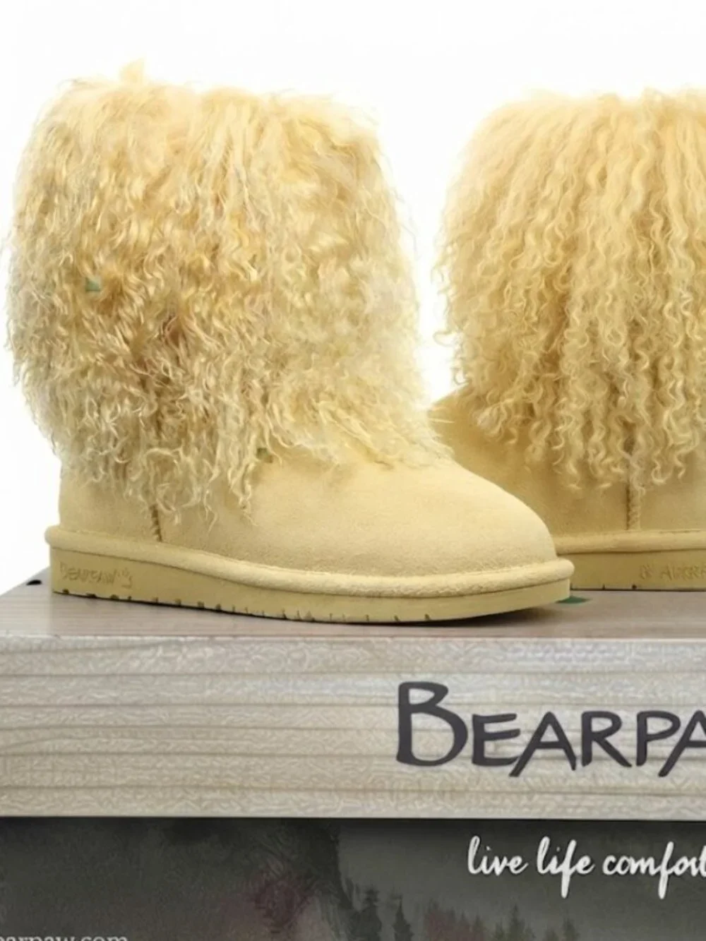 Bearpaw Boo Yellow Shearling Wool Lined Curly Lamb Fur Sherpa Boho Boots 8 NEW